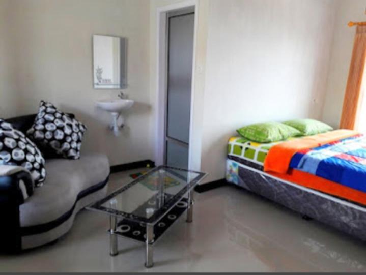 Bromo Otix Guest House Bilik gambar