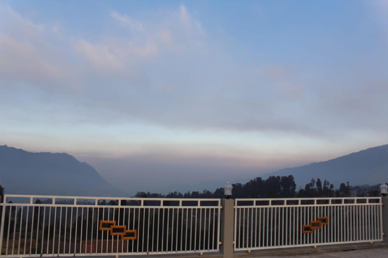 Bromo Otix Guest House Luaran gambar